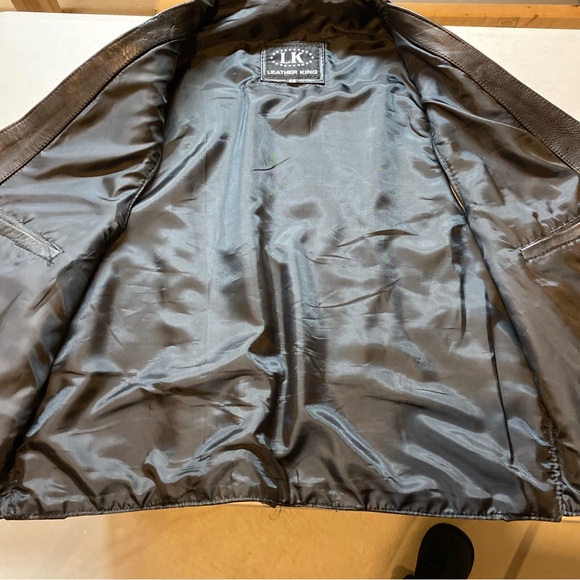 Vintage Leather Men’s Vest size 46 and free face covering included - Picture 4 of 8